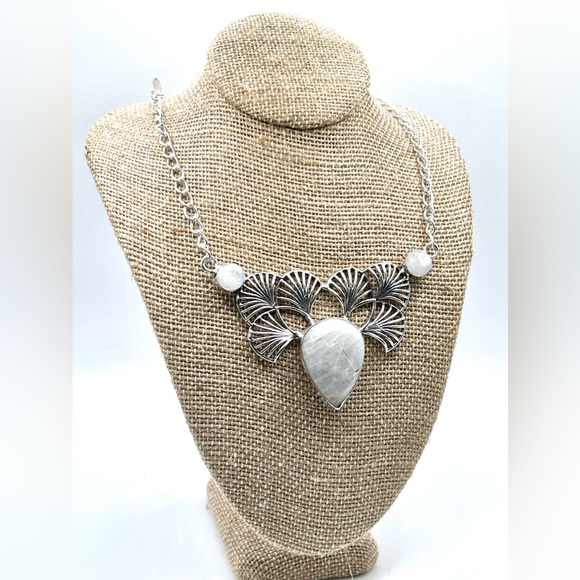 Rainbow Moonstone Necklace 16”-18” - Picture 2 of 3